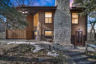 1 The Ledge, Ogden Dunes, IN 46368 - Photo 2