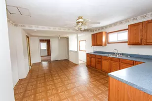 1606 Farrand Ave, La Porte, IN 46350 - Photo 8