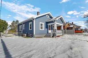 90 Franklin Ct, La Porte, IN 46350 - Photo 4