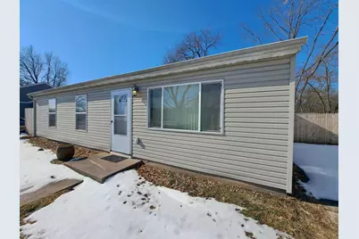 550 S Wayne Street, Gary, IN 46403 - Photo 1