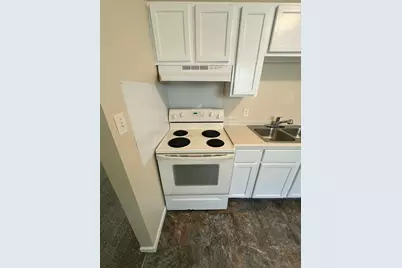 550 S Wayne Street, Gary, IN 46403 - Photo 2