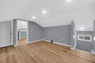 2790 Emerson St, Portage, IN 46368 - Photo 12