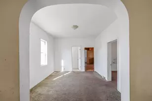 537 173rd St, Hammond, IN 46324 - Photo 6