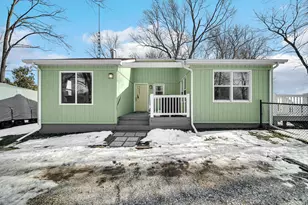 1602 E 300 S, La Porte, IN 46350 - Photo 2