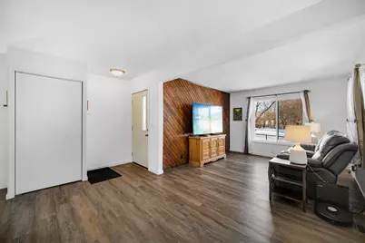 1602 E 300 S, La Porte, IN 46350 - Photo 6