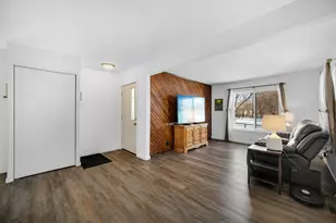 1602 E 300 S, La Porte, IN 46350 - Photo 6