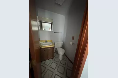 756 S 375 W, Hebron, IN 46341 - Photo 16