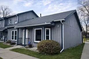 6070 Pennsylvania Dr, Merrillville, IN 46410 - Photo 2