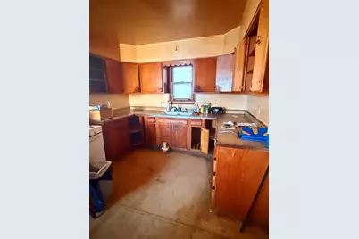 1516 Steiber Street, Whiting, IN 46394 - Photo 4