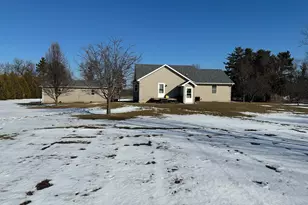 2645 E 525 S, Knox, IN 46534 - Photo 4