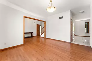 148 Timber Point Ct, Valparaiso, IN 46385 - Photo 8