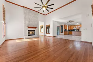 148 Timber Point Ct, Valparaiso, IN 46385 - Photo 10