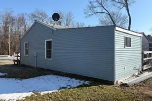 1309 S Roosevelt Rd, Knox, IN 46534 - Photo 6