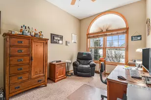 1673 N Summit Dr, La Porte, IN 46350 - Photo 10