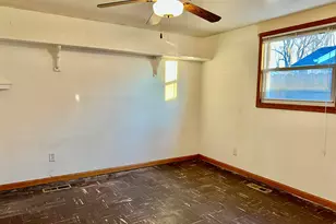 719 N Indiana St, Griffith, IN 46319 - Photo 22