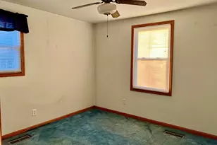 719 N Indiana St, Griffith, IN 46319 - Photo 20