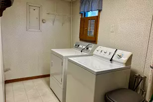 719 N Indiana St, Griffith, IN 46319 - Photo 24