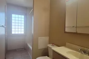 1115 N Oakwood St, Griffith, IN 46319 - Photo 12