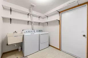 245 W Joliet St, Schererville, IN 46375 - Photo 14