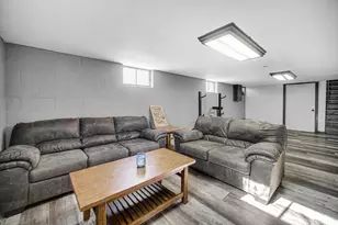 612 Almond St NW, Demotte, IN 46310 - Photo 20