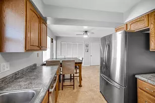 612 Almond St NW, Demotte, IN 46310 - Photo 10