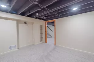 1633 Kuhn Dr, Schererville, IN 46375 - Photo 28