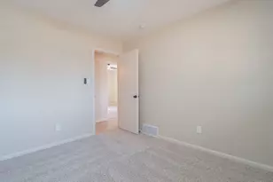 1633 Kuhn Dr, Schererville, IN 46375 - Photo 12