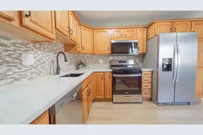 1633 Kuhn Drive, Schererville, IN 46375 - Photo 24