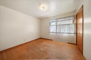 805 W Wilson St, Hebron, IN 46341 - Photo 16