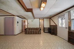 805 W Wilson St, Hebron, IN 46341 - Photo 20