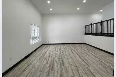 3005 Silhavy Road, Valparaiso, IN 46383 - Photo 4