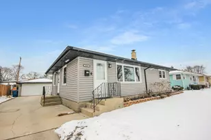 9347 O Day Dr, Highland, IN 46322 - Photo 2