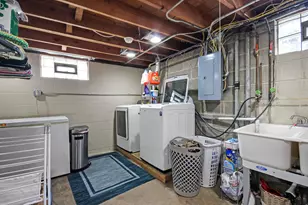 9347 O Day Dr, Highland, IN 46322 - Photo 18