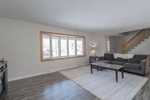 231 Minter Dr, Griffith, IN 46319 - Photo 4