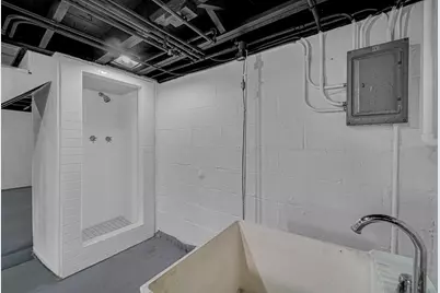 1119 W 38th Place, Hobart, IN 46342 - Photo 18