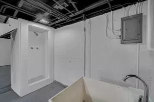 1119 W 38th Pl, Hobart, IN 46342 - Photo 18