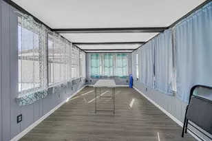 1119 W 38th Pl, Hobart, IN 46342 - Photo 20