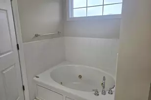 139 Shorewood Dr, Michigan City, IN 46360 - Photo 12