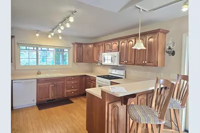 139 Shorewood Drive, Michigan City, IN 46360 - Photo 6