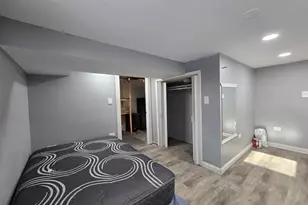 1047 Ralston St, Gary, IN 46406 - Photo 26