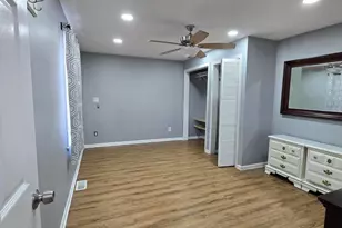 1047 Ralston St, Gary, IN 46406 - Photo 16