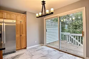 1086 Mission Hills Ct, Chesterton, IN 46304 - Photo 6