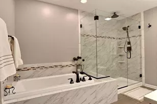 1086 Mission Hills Ct, Chesterton, IN 46304 - Photo 2