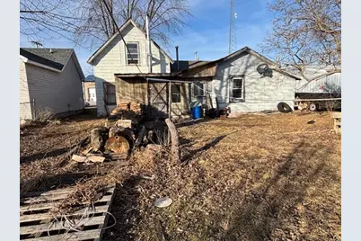 129 W Union Street, Goodland, IN 47948 - Photo 2