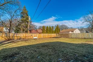 2627 Clough Ave, Highland, IN 46322 - Photo 18