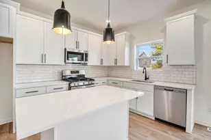 32 Karner Blue Ct, Chesterton, IN 46304 - Photo 4