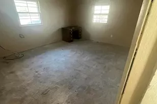 404 Park Ave, Wheeler, IN 46393 - Photo 16