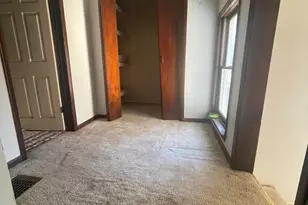 404 Park Ave, Wheeler, IN 46393 - Photo 12