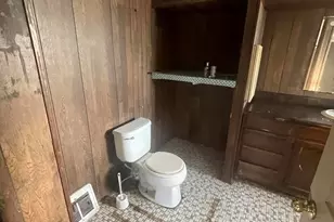 404 Park Ave, Wheeler, IN 46393 - Photo 18