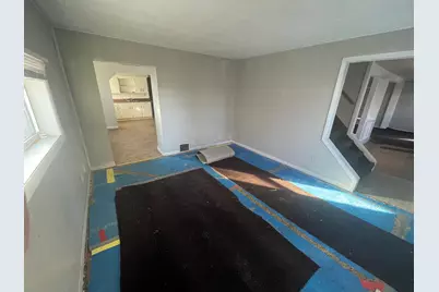 404 Park Avenue, Wheeler, IN 46393 - Photo 6